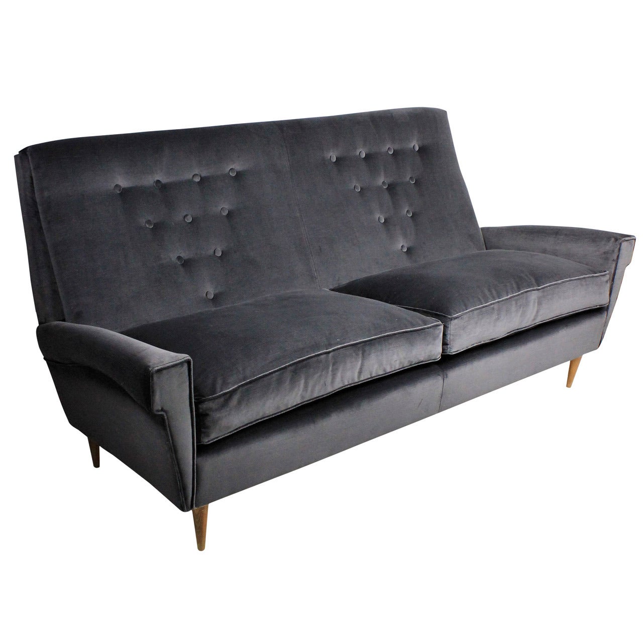 Large Button-Back 1950s Italian Sofa