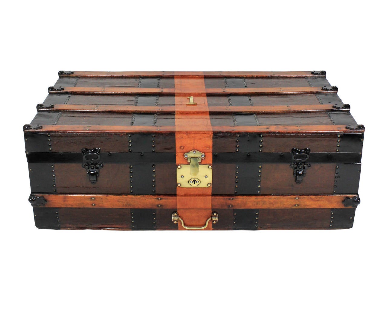 An English cabin trunk of good quality formerly from Apsley House or number one London.