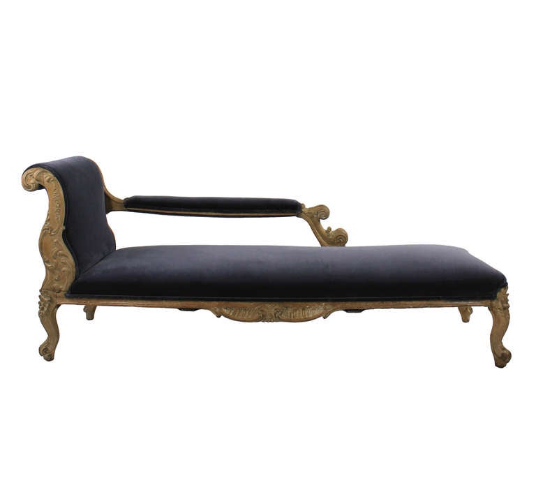 A Large 18th Century French Day Bed at 1stdibs