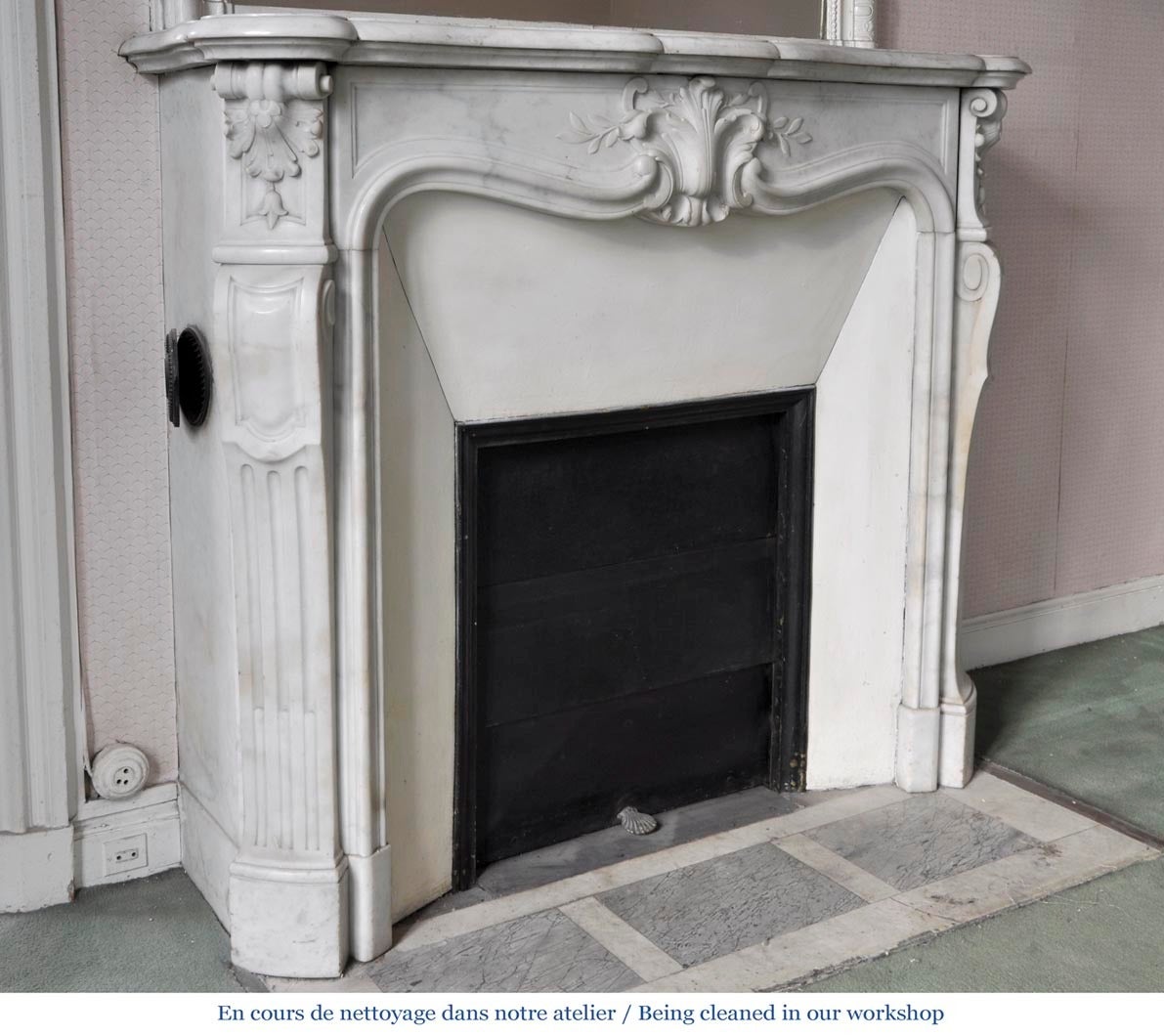 Carved Antique Louis XV style fireplace in white Carrara marble, Period 19th c.
