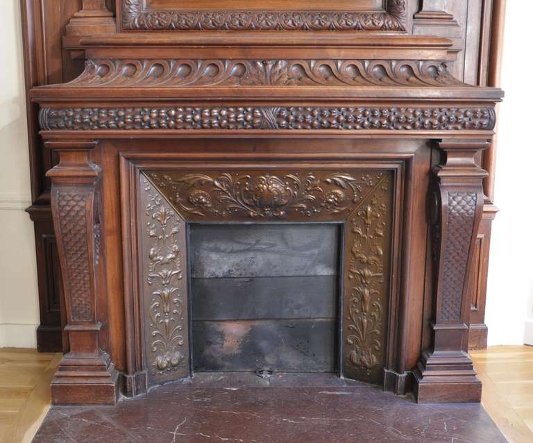Large antique walnut wood mantel with copper insert, 19th c. For Sale 2