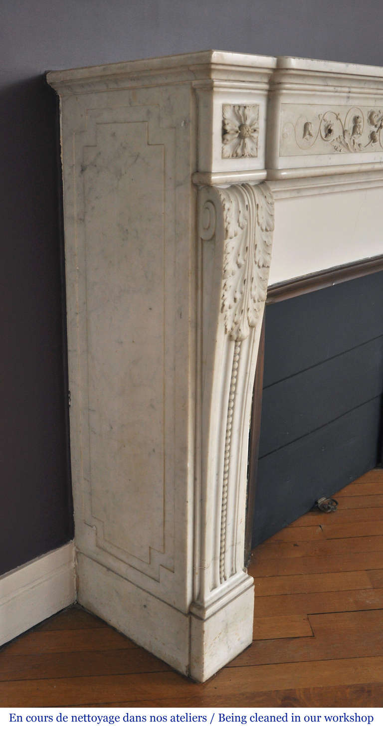 Antique Louis XVI Style Fireplace with Carved Foliages in Carrara Marble, Period 19th Century 2