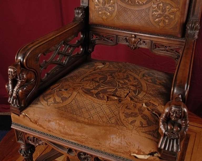 Gothic Revival Neo-Gothic Armchair of Carved Walnut and Embossed Leather, 19th Century
