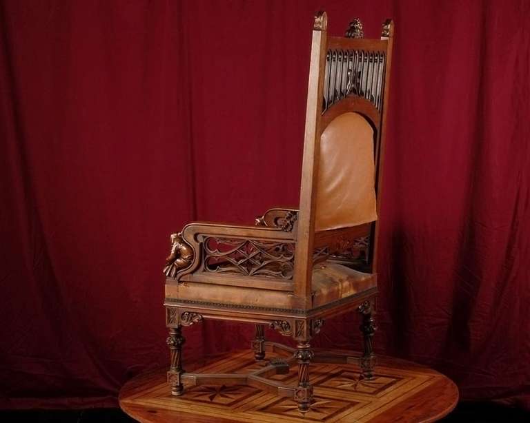 Neo-Gothic Armchair of Carved Walnut and Embossed Leather, 19th Century 4