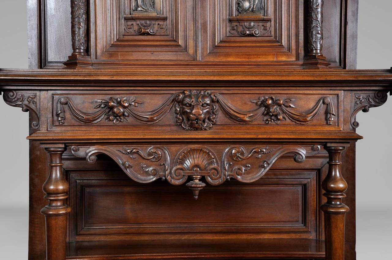 19th Century Paul Mazaroz, Neo-Renaissance Style Credenza in Carved Walnut For Sale