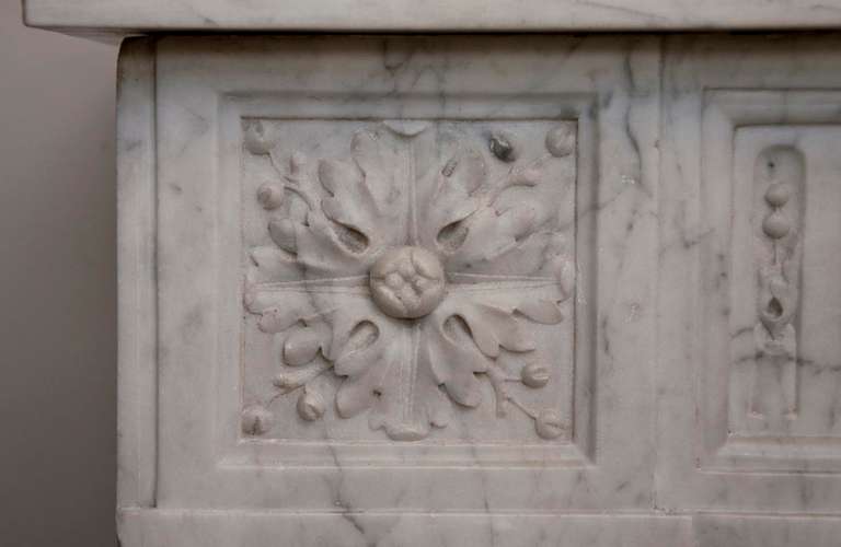 18th Century and Earlier Antique Louis XVI period fireplace made out of Carrara marble, 18th c.