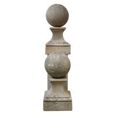 Pair of top of garden pillars in stone, period : 19th century