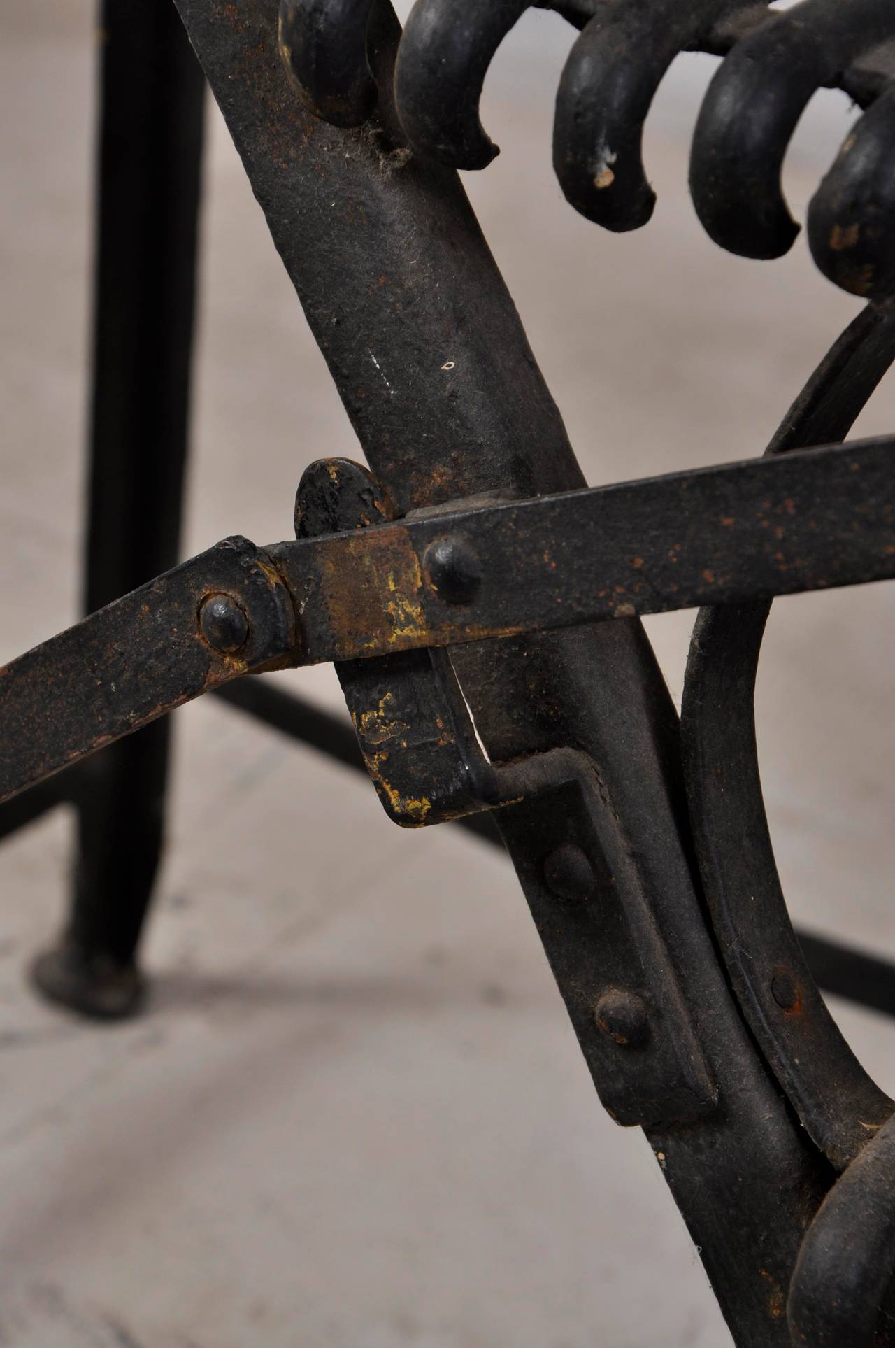 19th Century Greenhouse Stepladder in Arras Bent Iron 2