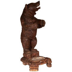 Black Forest Style Umbrella Holder in Bear Form, 19th Century