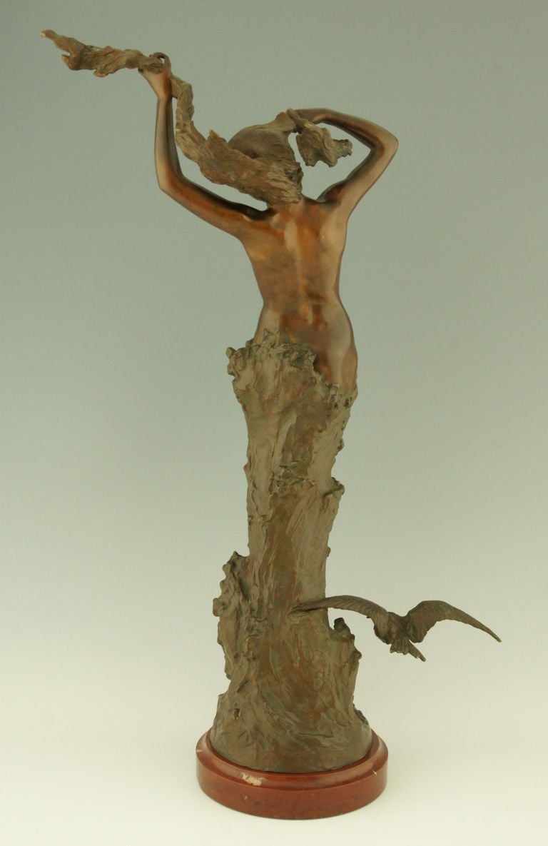 Art Nouveau Bronze of a Nude in the Waves by Maurice Maignan In Good Condition In Antwerp, BE