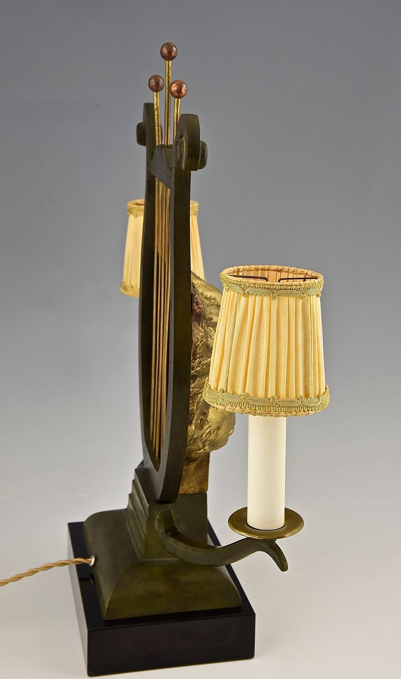 Mid-20th Century French Art Deco Bronze Lamp with Head of Beethoven by G. Garreau, 1935