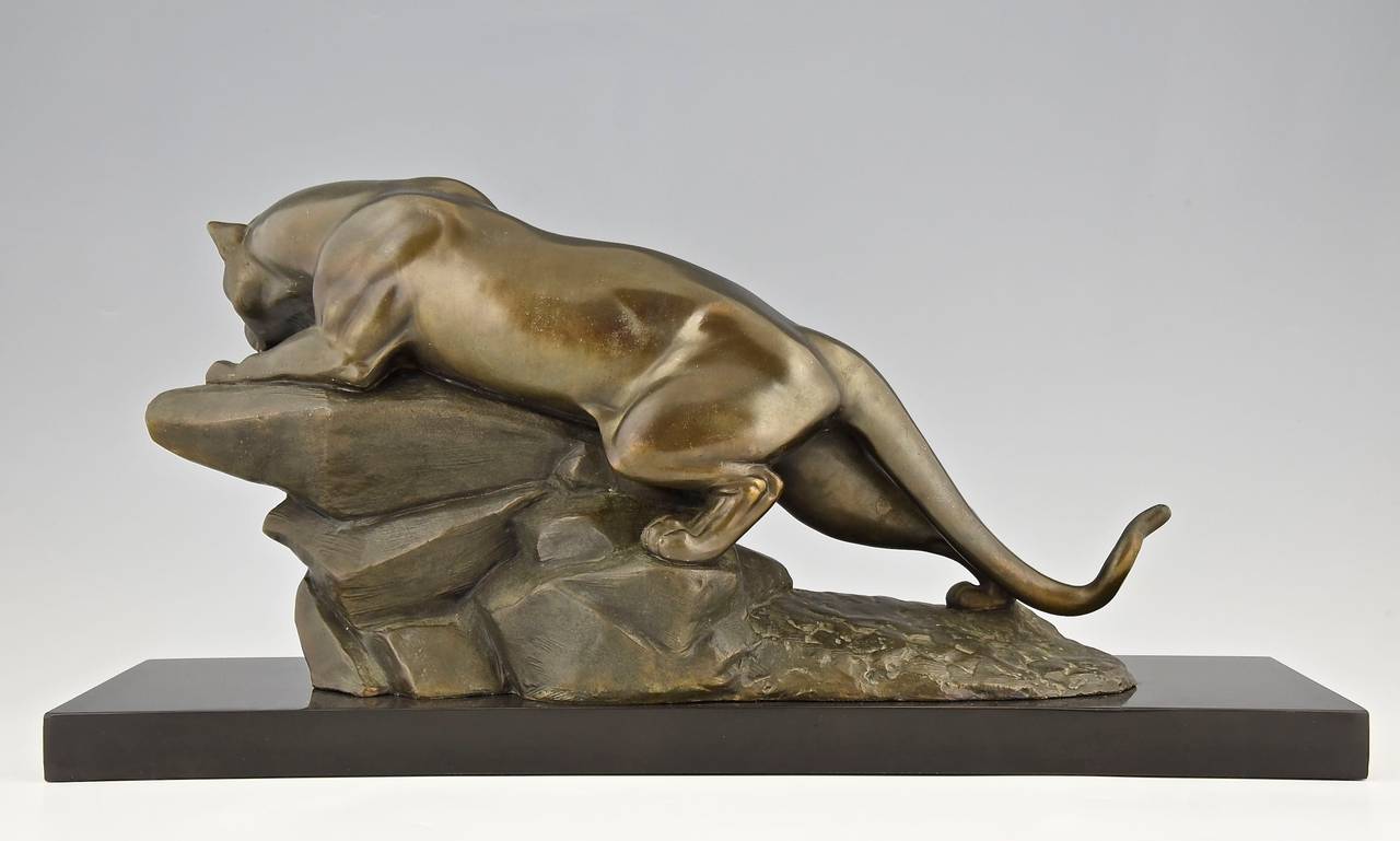 French Art Deco Sculpture of a Panther by M. Leducq, France, 1935