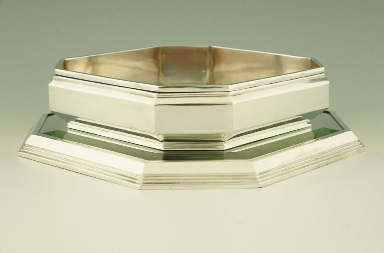 Art Deco Flower Dish with Matching Mirror Plateau by Wiskemann