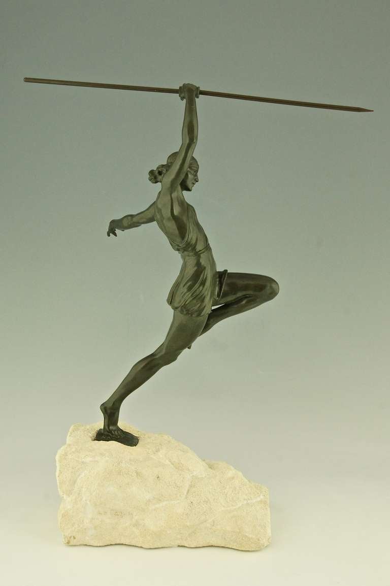 Mid-20th Century Art Deco female javelin thrower by Pierre Le Faguays, France 1935.