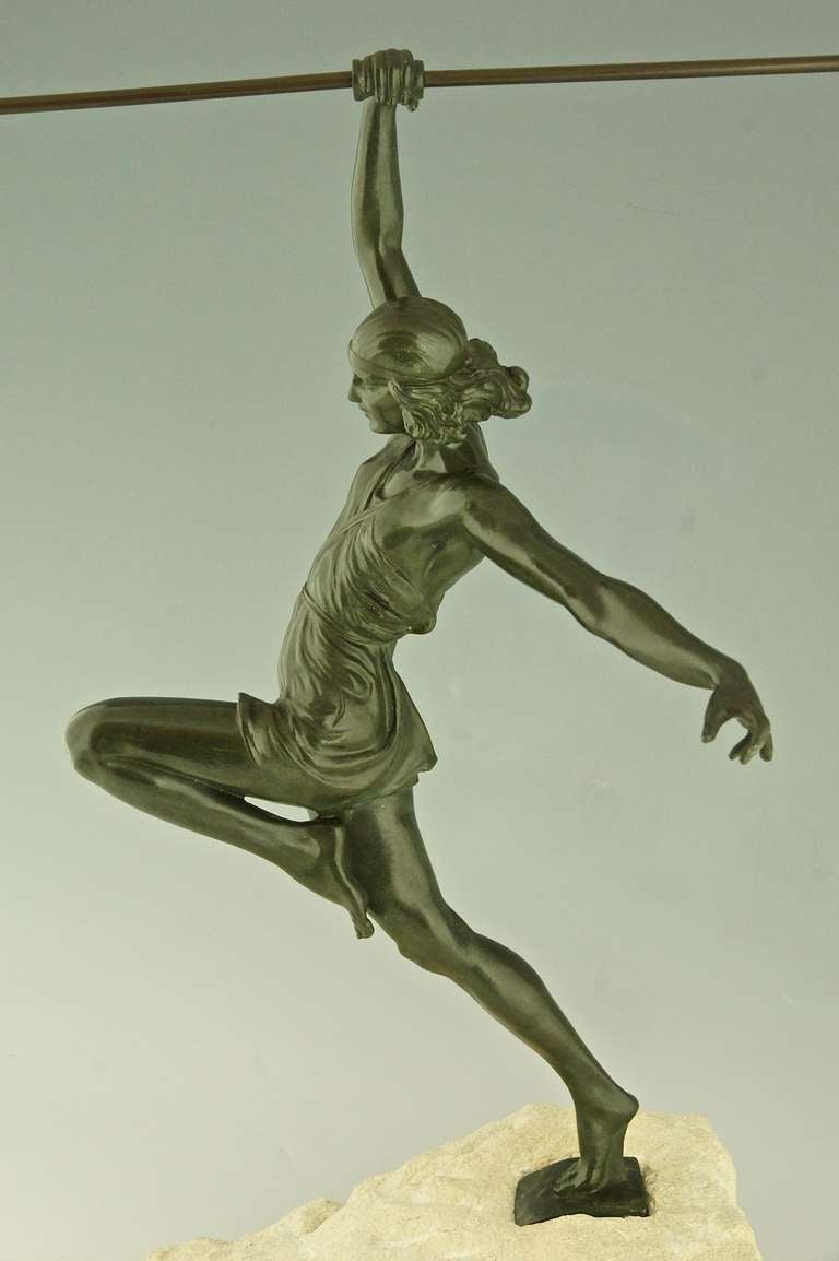 Art Deco female javelin thrower by Pierre Le Faguays, France 1935. 3