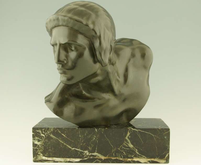 Art Deco bronze bust of a gladiator by Constant Roux (1865-1929)
Signed: Constant Roux.  Susse Frères, Paris.  Bronze.

Literature:		 
This model is illustrated on page 902 of  “Bronzes, sculptors and founders” by H. Berman, Abage.  “Art deco