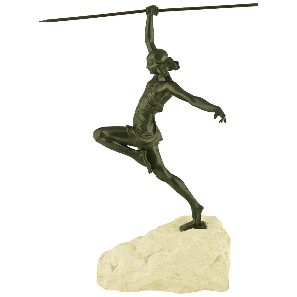 Art Deco female javelin thrower by Pierre Le Faguays, France 1935.