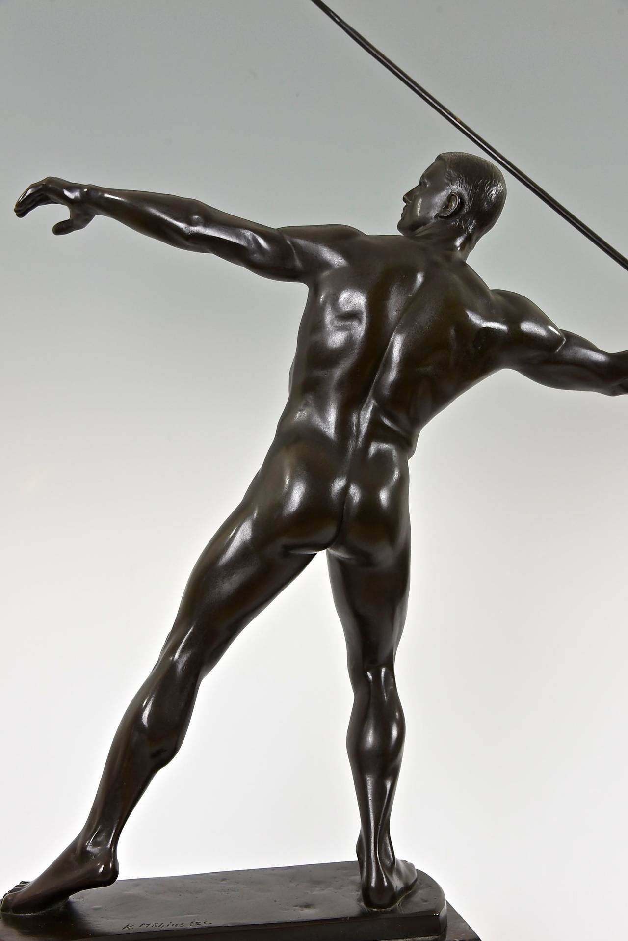 Art Deco Bronze of Male Nude with Javelin by Karl Möbius, 1921 In Good Condition In Antwerp, BE