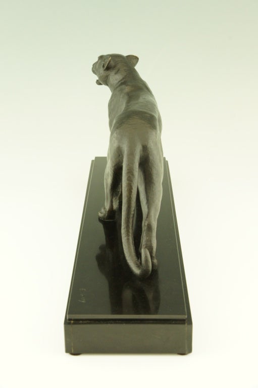 Panthère en bronze Art Déco par Guy. 5
