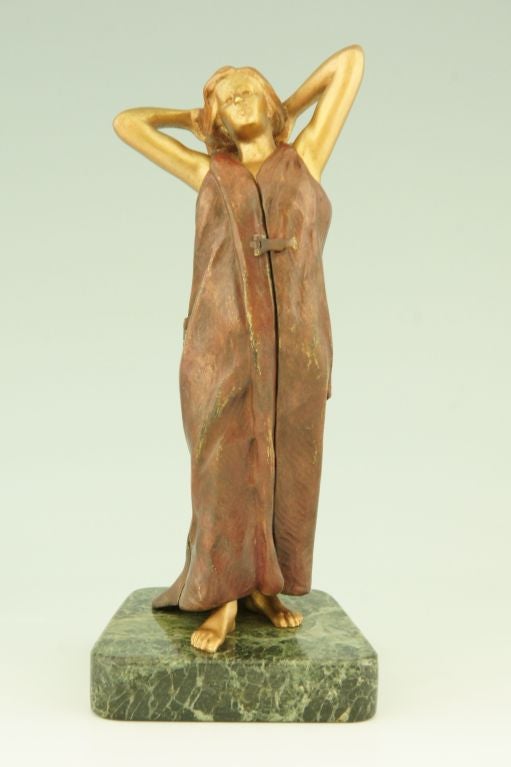 Erotic Mechanical Vienne Bronze Nude By Prof. Tuch. In Good Condition In Antwerp, BE