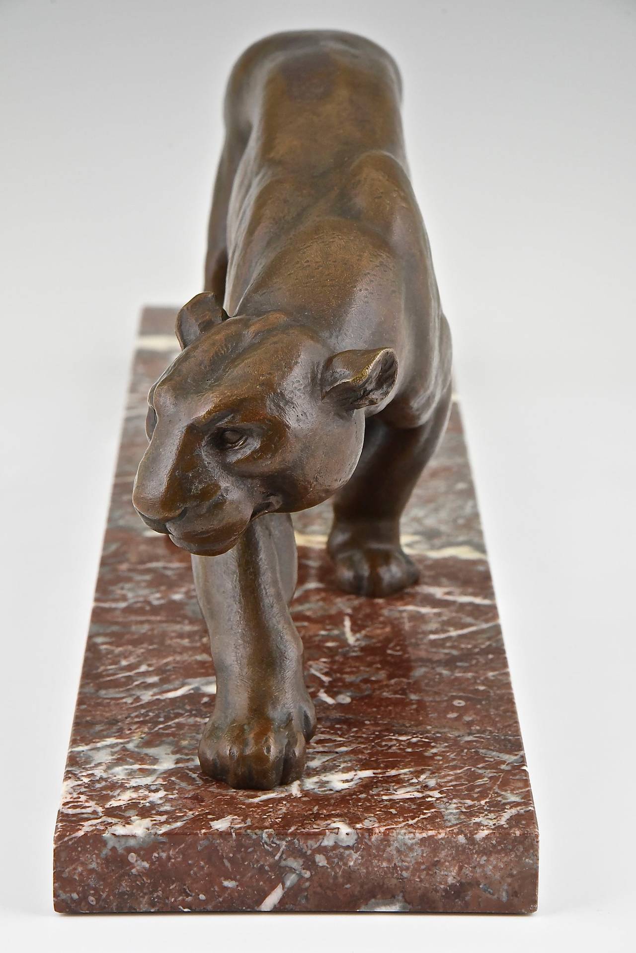 French Art Deco Bronze Sculpture of a Panther by Ouline, 1930 2