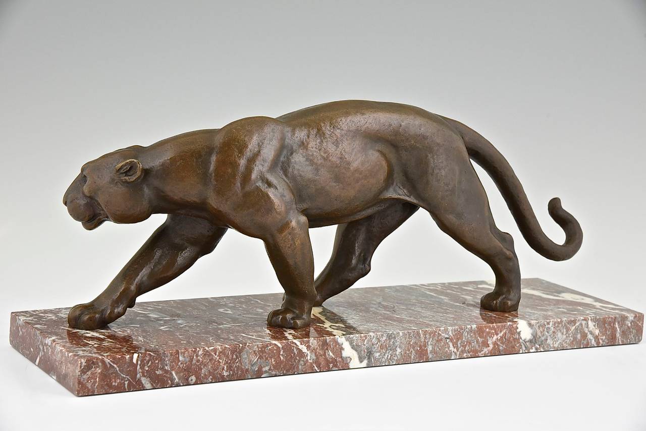 Mid-20th Century French Art Deco Bronze Sculpture of a Panther by Ouline, 1930