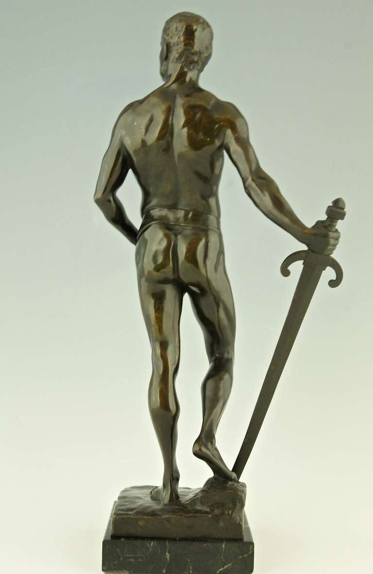 Antique Bronze Sculpture of a Sword Fighter by Karl P. Kowaclzewski, 1898 In Good Condition In Antwerp, BE