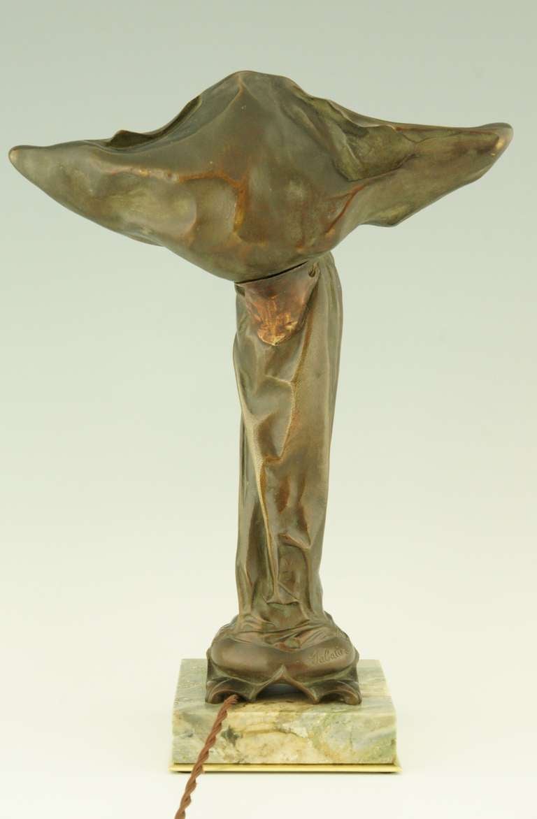 20th Century Art Nouveau figural bronze lamp by Victorin Sabatier, France 1900.