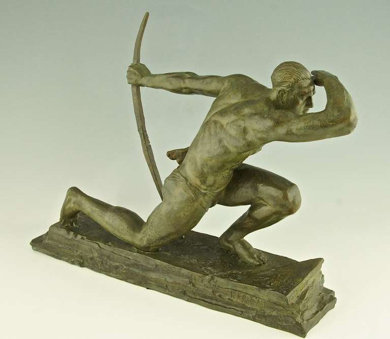 Bronze Art Deco Sculpture - The Archer by Pierre Le Faguays, France 1930 In Good Condition In Antwerp, BE
