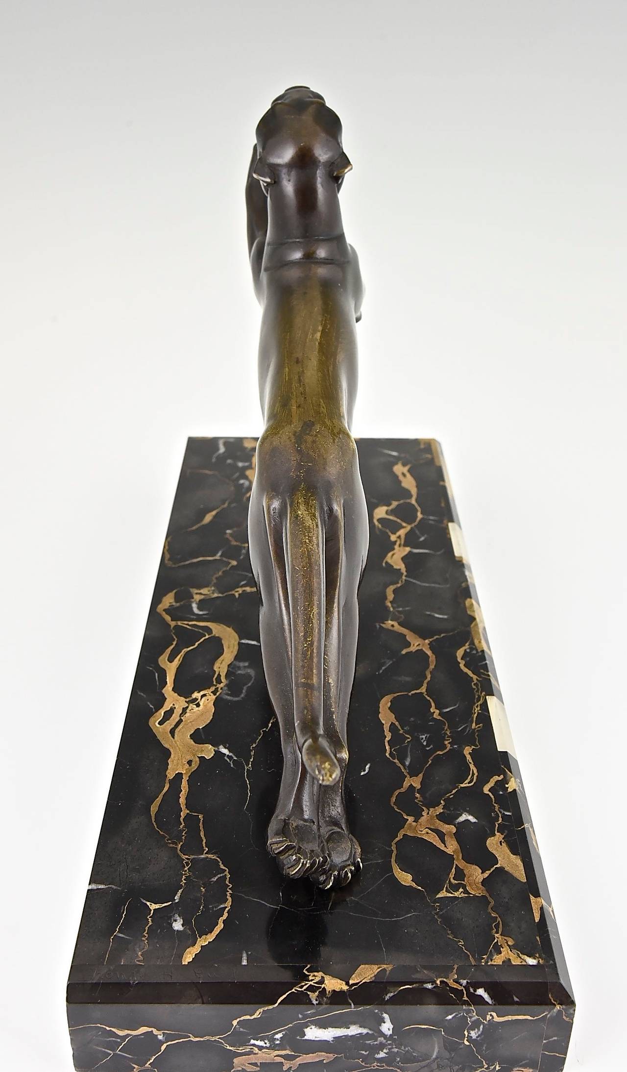 Patiné Sculpture Panthère Art Déco en Bronze par H. Gual:: France:: 1930