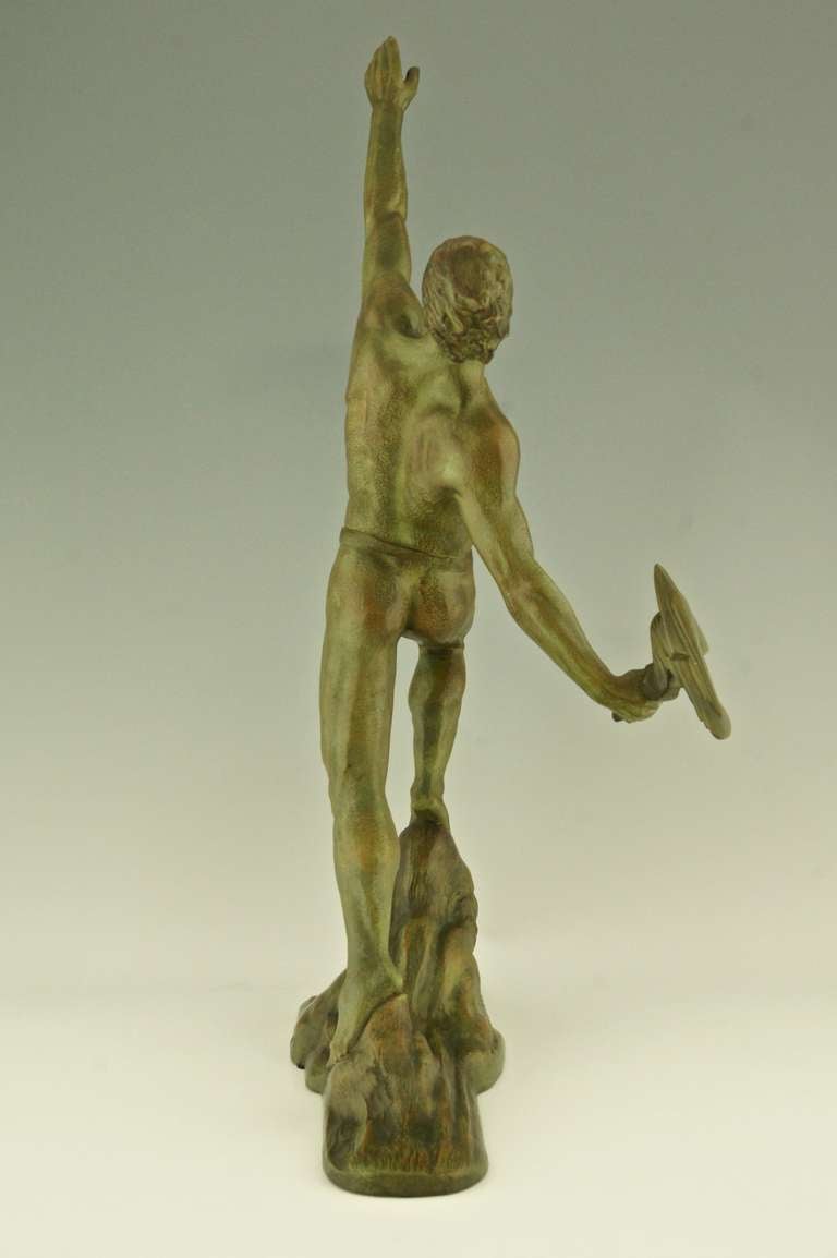 Art deco bronze of a man with a flaming torch by Frederic Focht In Good Condition In Antwerp, BE