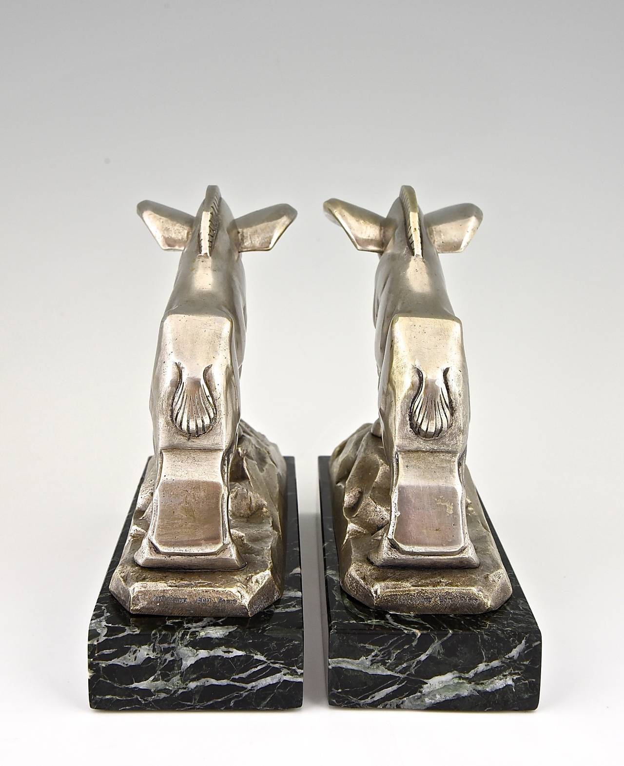 French Art Deco Bronze Ibex or Ram Sculpture Bookends by C. Charles, 1930 In Good Condition In Antwerp, BE