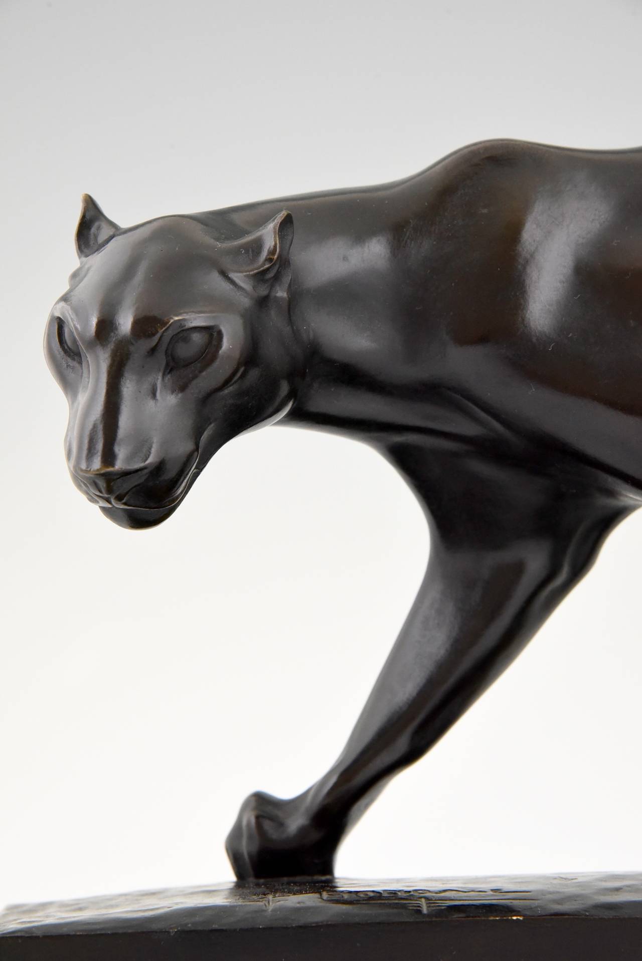 Art Deco Bronze Sculpture of a Walking Panther Signed by S. Bonome, 1930 3