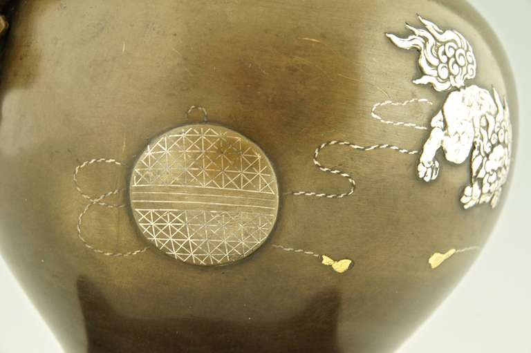 Antique Japanes Bronze Vase With Foo Lions, Meiji Period.  3