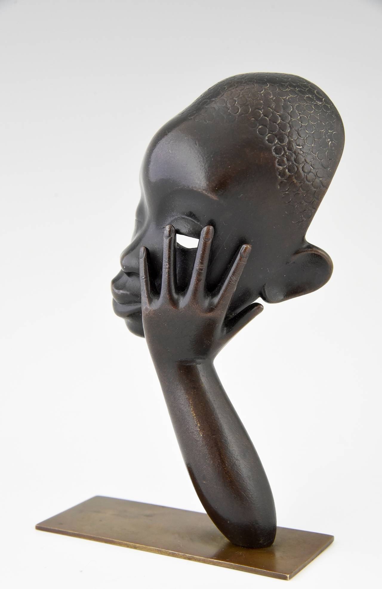 Art Deco Bronze Head of an African Woman by Hagenauer, Vienna