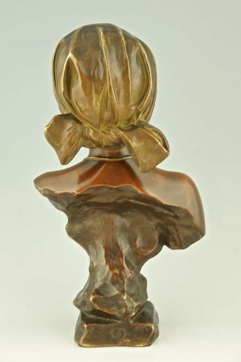 nerina sculpture