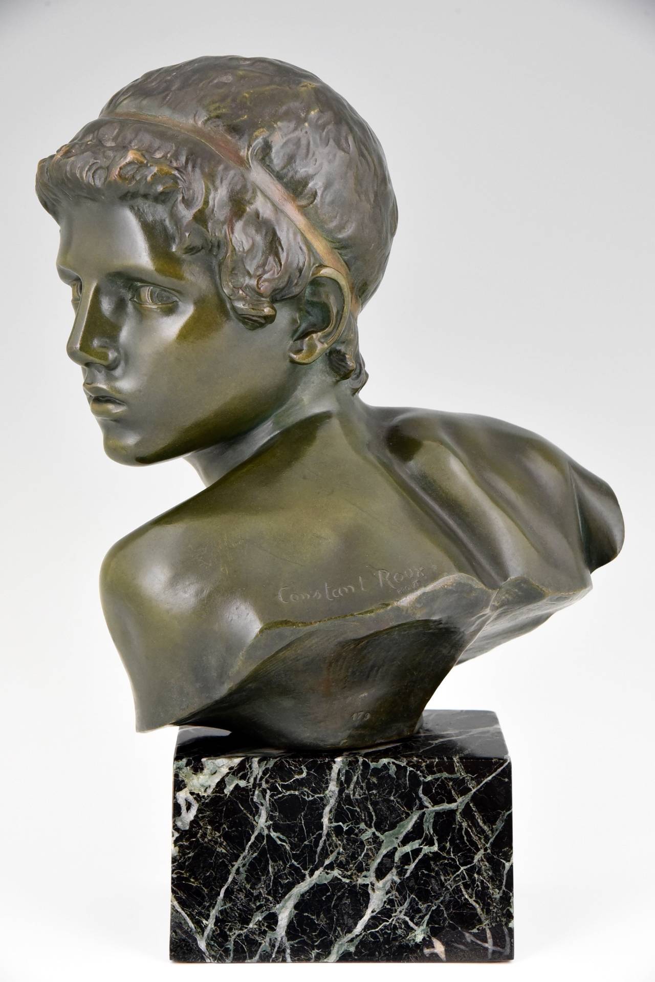 Art Deco bronze sculpture of a boy, Young Achilles by Constant Roux, 1920. In Excellent Condition In Antwerp, BE