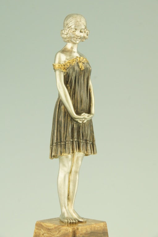 Bronze im Art déco-Stil von D. Chiparus, Unschuld. 5