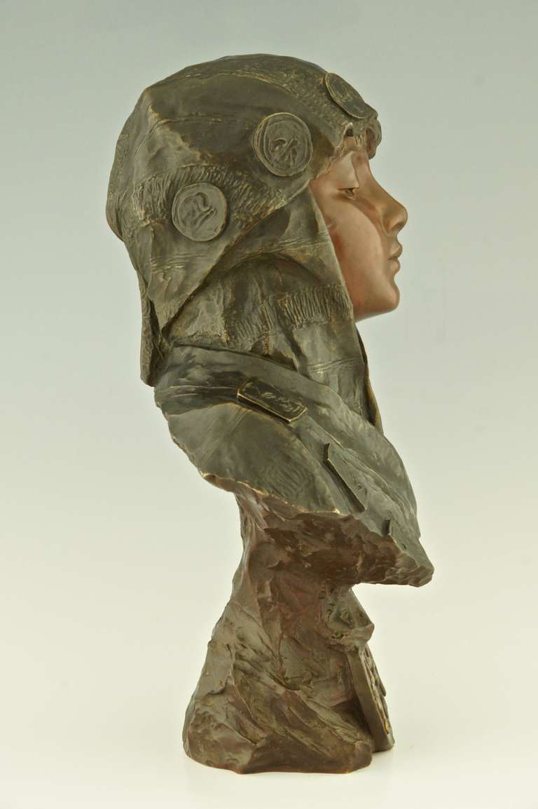Art Nouveau Bronze Bust Dalila By Emmanuel Villanis 1890 In Good Condition In Antwerp, BE