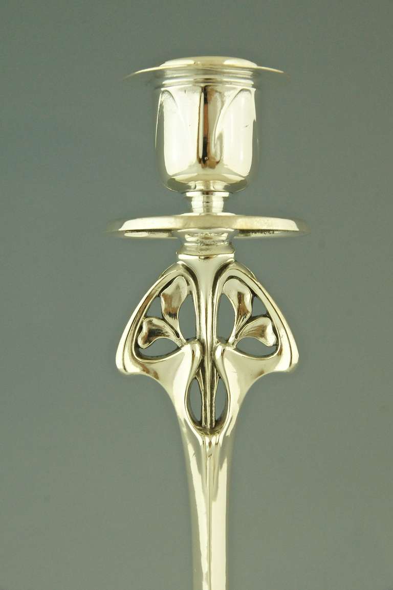 Paar versilberte Jugendstil-Kerzenleuchter von WMF:: 1906 im Zustand „Hervorragend“ in Antwerp, BE
