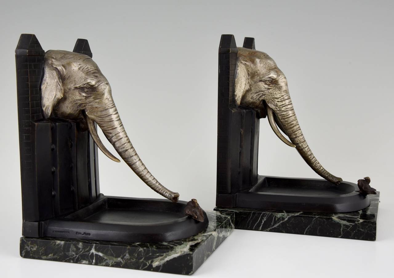 Art Deco bronze elephant bookends by R. Patrouilleau, 1925 In Good Condition In Antwerp, BE