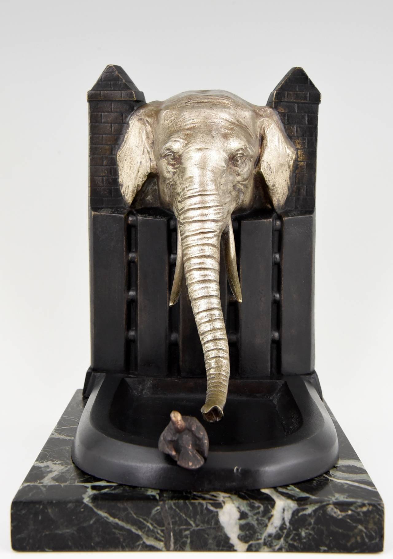 Art Deco bronze elephant bookends by R. Patrouilleau, 1925 1