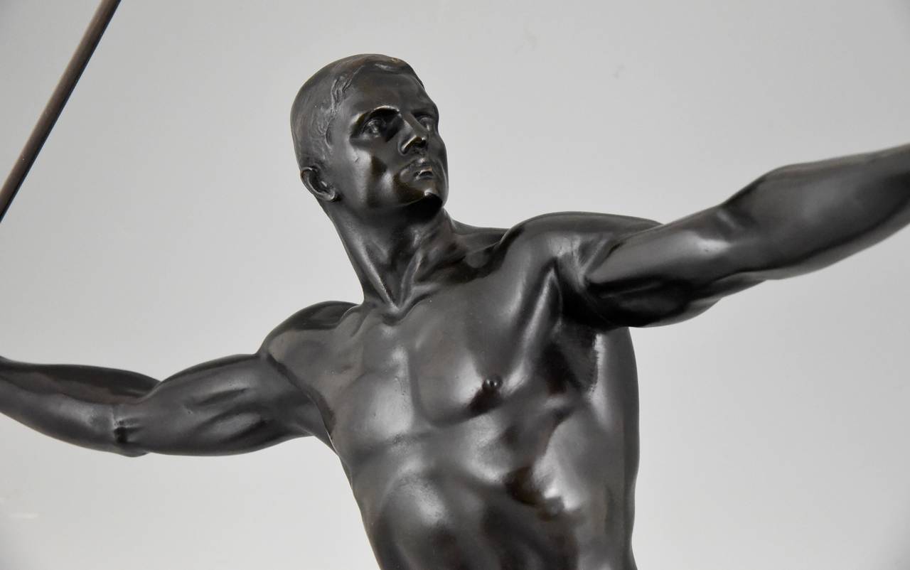 Art Deco Bronze Sculpture of Male Nude with Javelin by K. Mobius, 1910 In Good Condition In Antwerp, BE