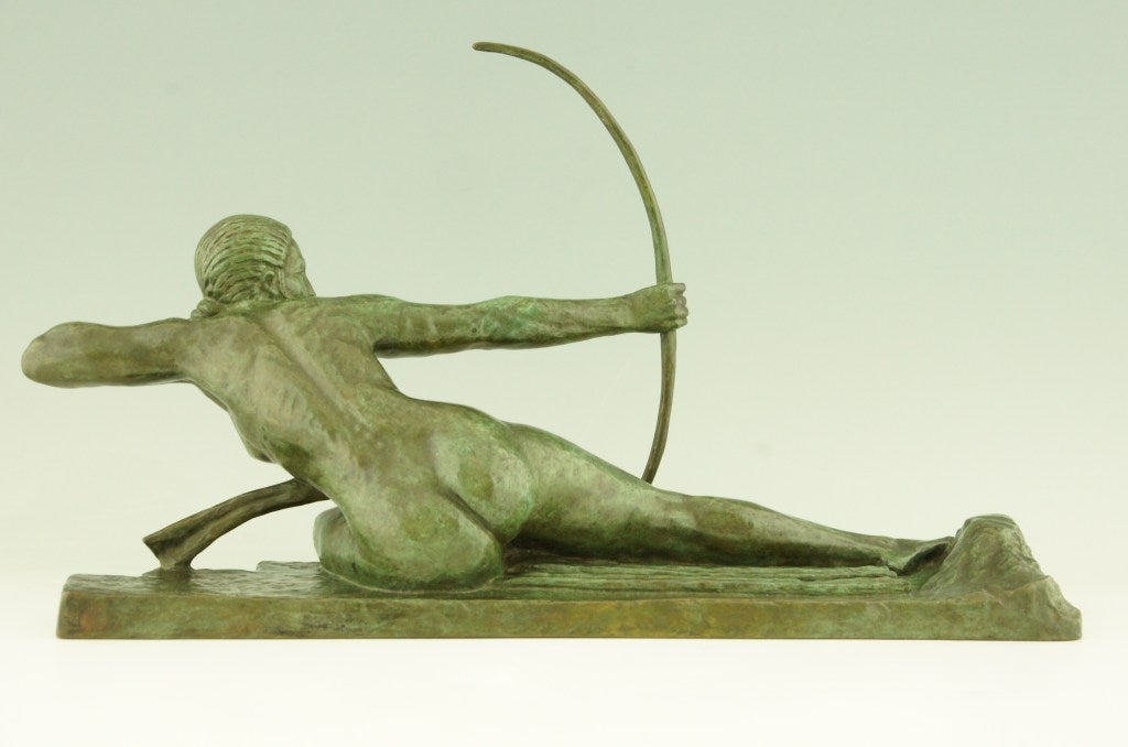 Penthesilia en bronze Art déco par Marcel Bouraine, cachet Susse Frères.