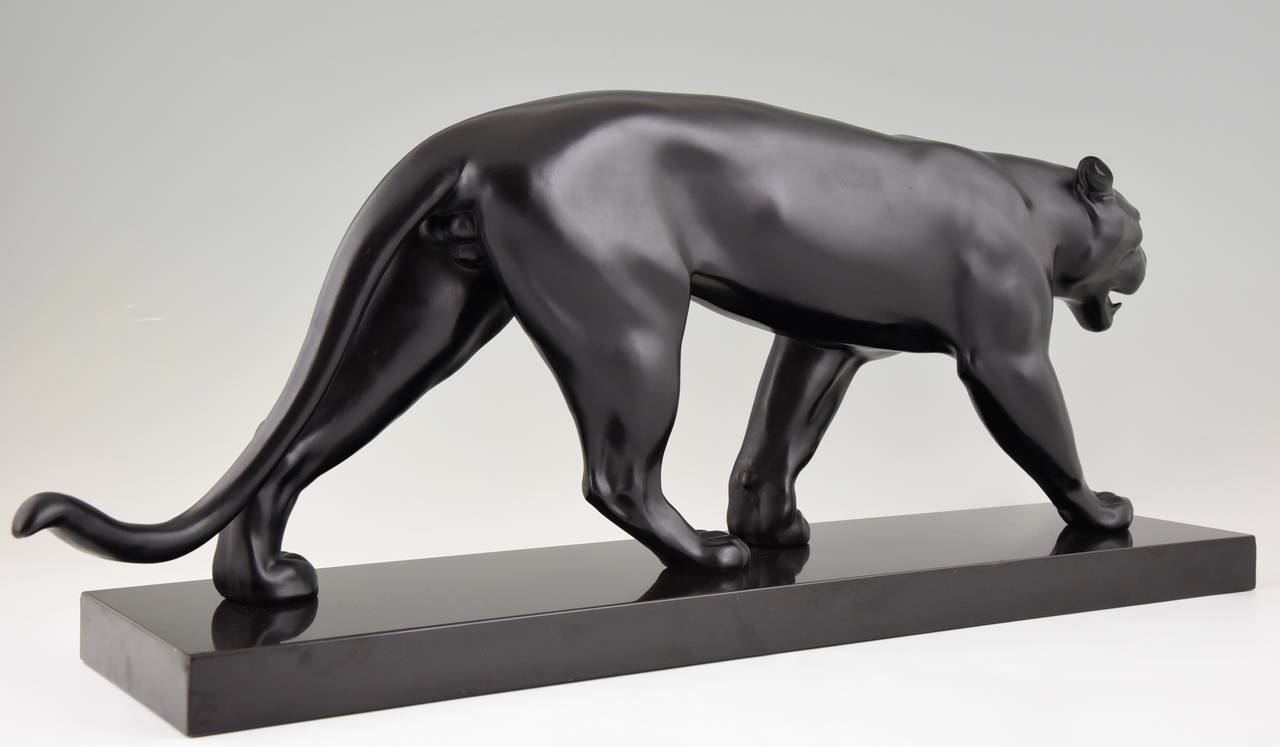 Mid-20th Century Art Deco Sculpture of a Panther by Max Le Verrier, France, 1930