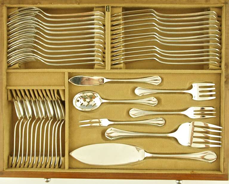 An extensive art nouveau silver plated cutlery set for 12 people. 
149 pieces. 
11 x 12 = 132 
17 serving utensils 
The set is contained in a 4 decks wooden box.

Maker:  Christofle.  France.
Marks:  Christofle marks. 
Style:  Art