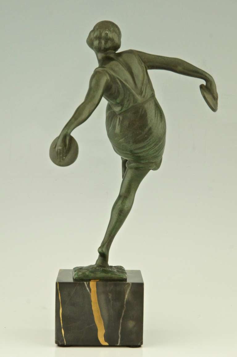 Art Deco Dancer With Cymbals By Fayral. In Good Condition In Antwerp, BE