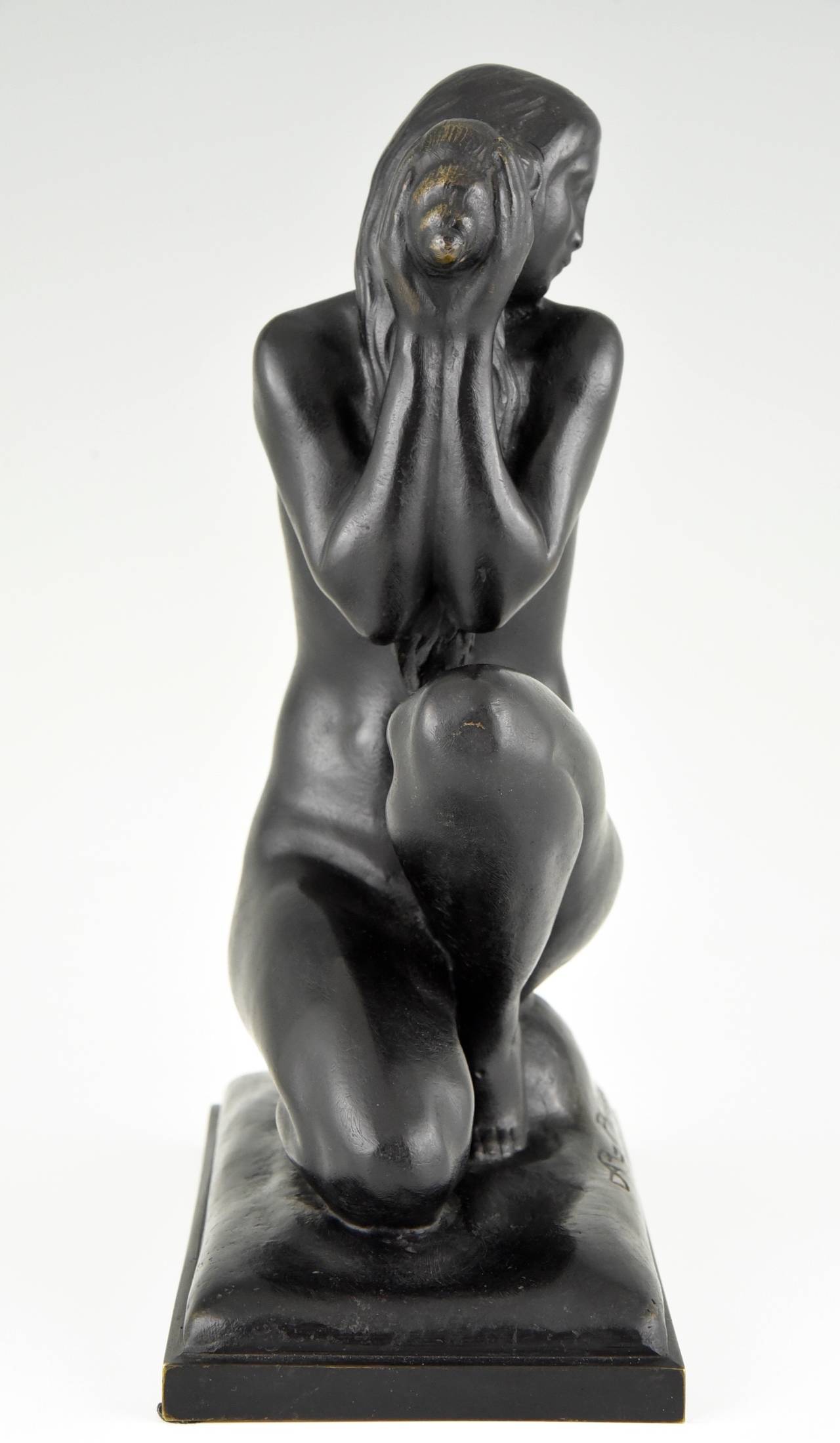 Description:  The sound of the sea.  Art Deco bronze of a nude with a shell. 
Artist / Maker: Abel R. Philippe 
Signature / Marks: A.R. Philippe. 
Style: Art Deco. 
Date: 1925. 
Material: Bronze. 
Origin:  France. 
Size:  
H 10.8 inch x L
