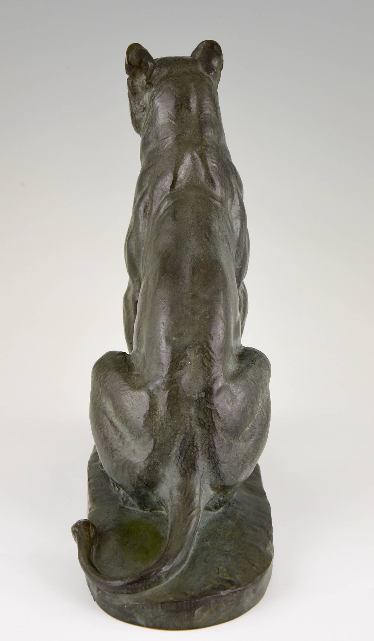 Art déco Sculpture française de panthère en bronze par Charles Valton:: 1910
