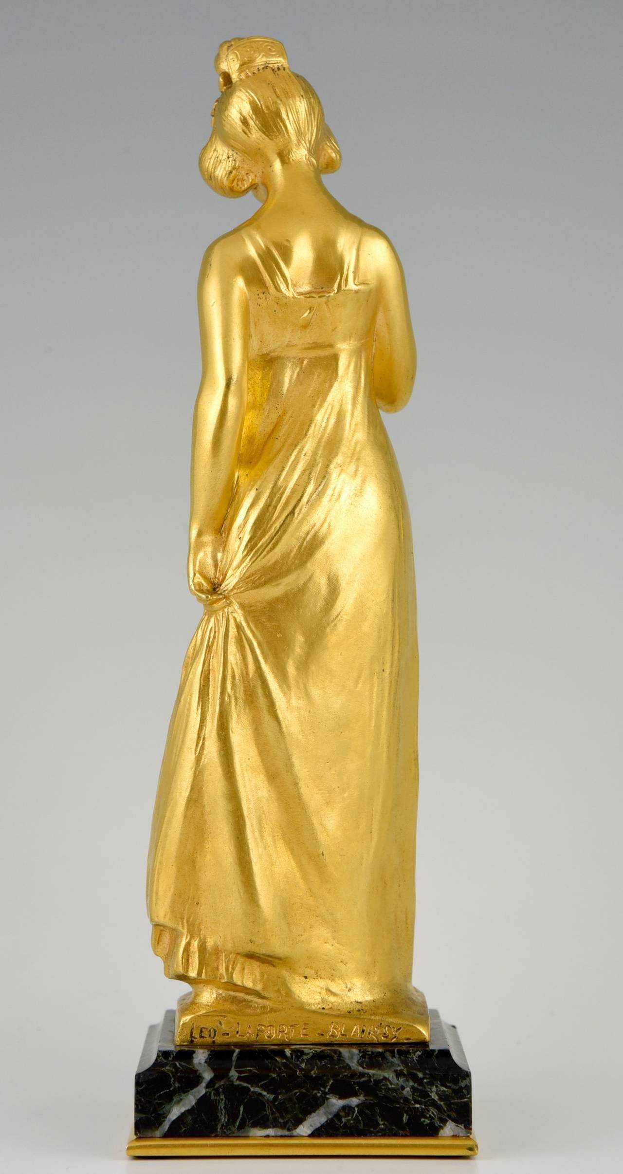 French Art Nouveau Gilt Bronze Sculpture of a Lady by Laporte-Blairsy, 1905 In Excellent Condition In Antwerp, BE